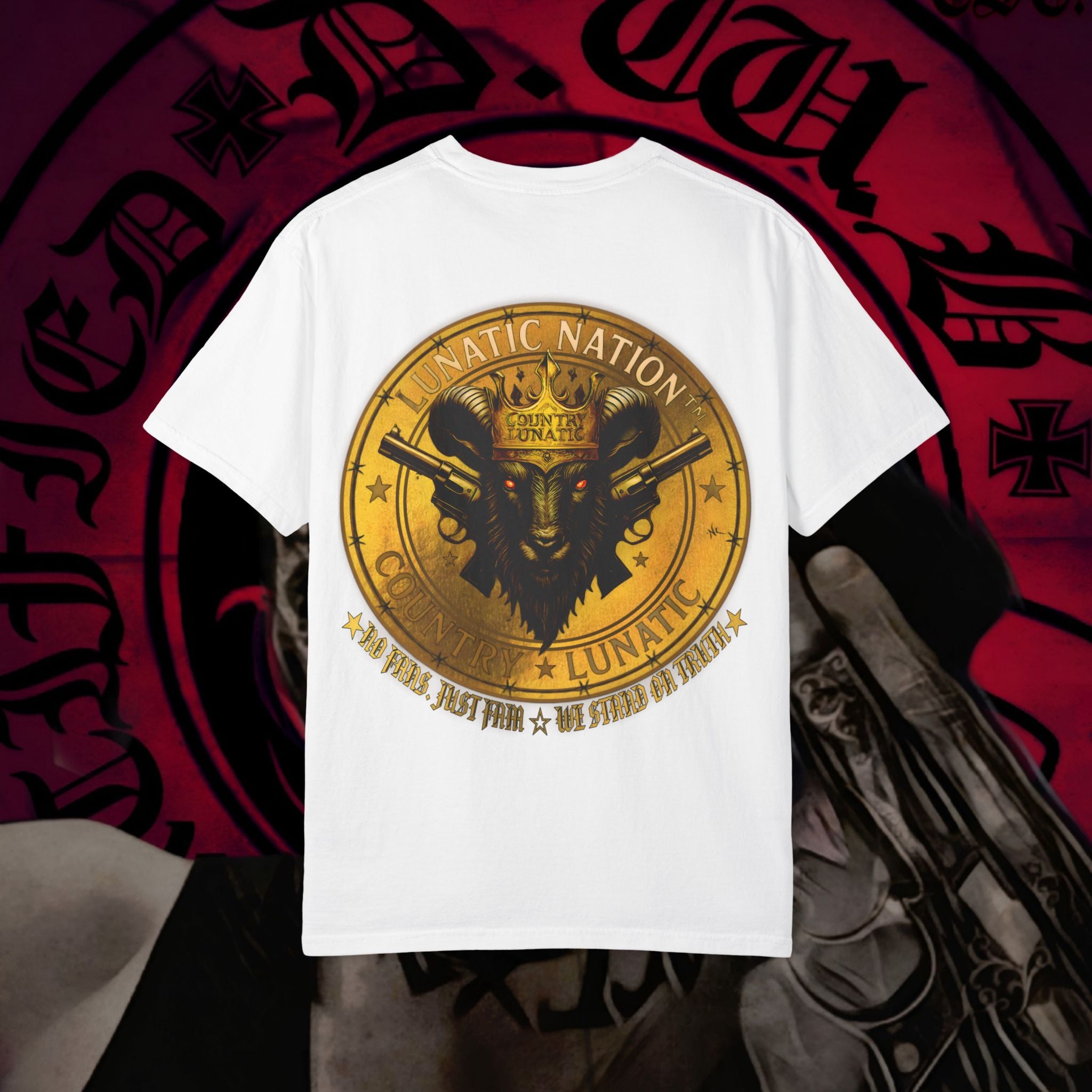 T-Shirt Lunatic Nation Logo Country Lunatic Unisex Garment-Dyed Tee