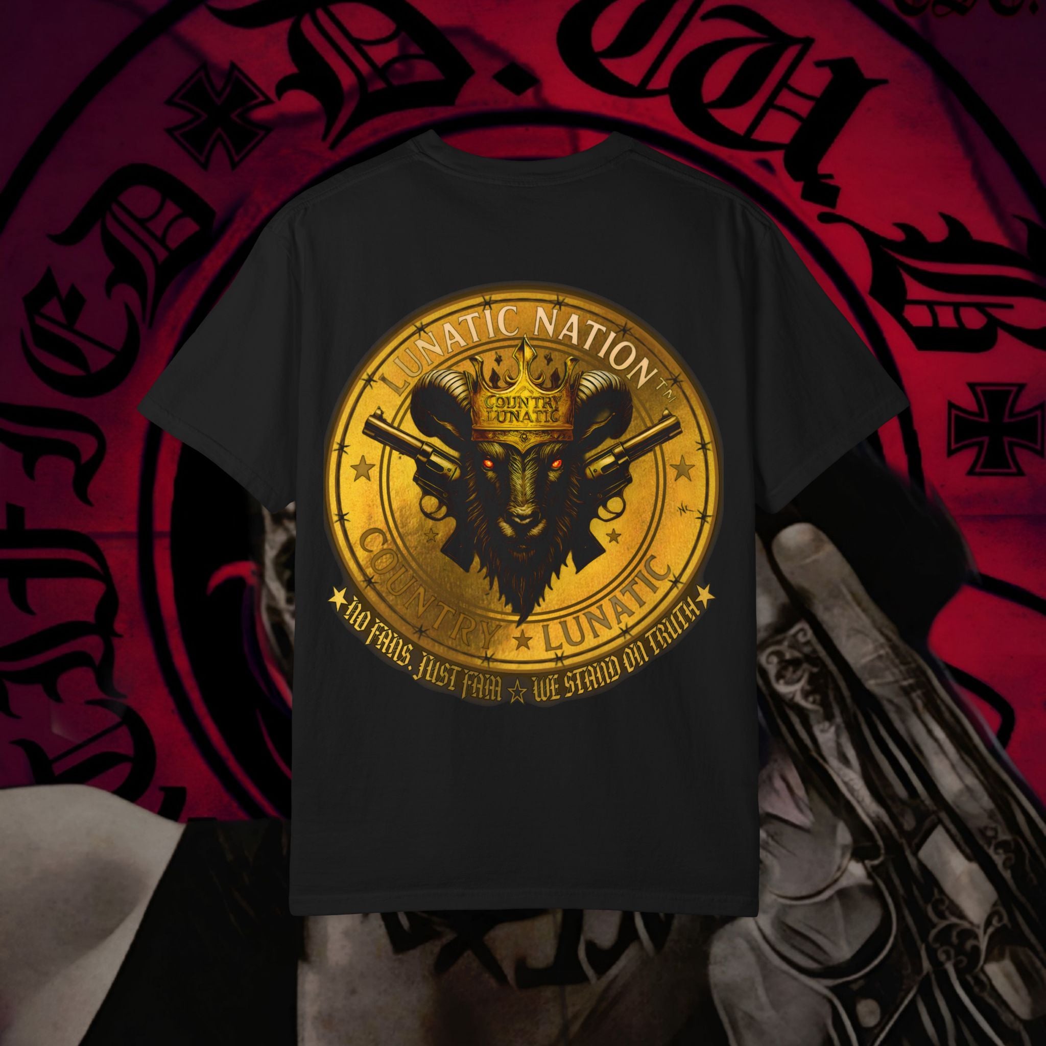 T-Shirt Lunatic Nation Logo Country Lunatic Unisex Garment-Dyed Tee